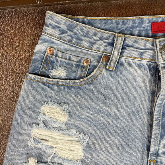 ASOS Signature8 High Rise Take The Short Cut Denim. SZ:S. - Picture 2 of 11